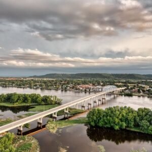 The Adventures of Huckleberry Finn: Synopsis, Themes, and Legacy